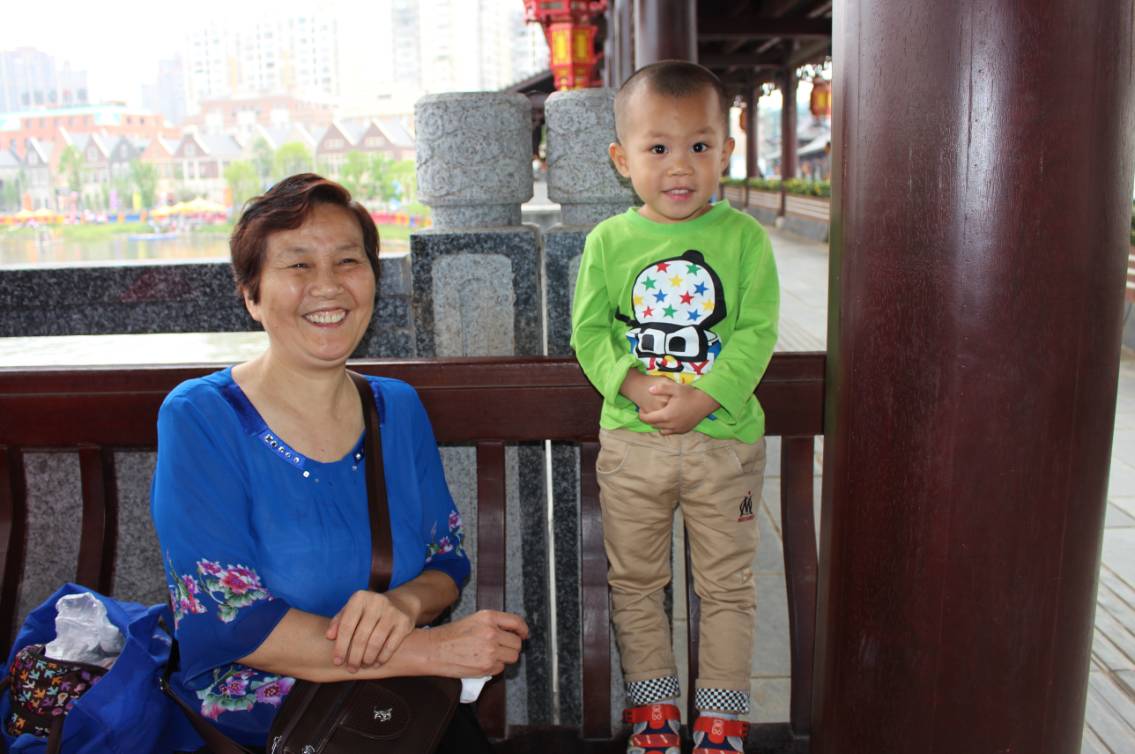 盘点国内龙舟比赛震撼场面一瞬间,中德龙舟赛