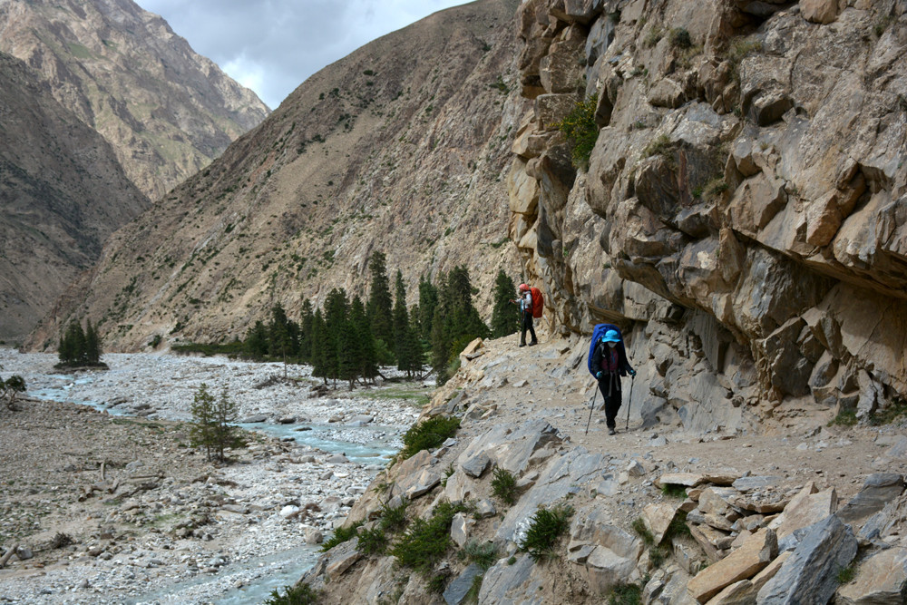 行者无疆-6月乌孙，漂洋过海为圣湖，翻山越岭因初心
