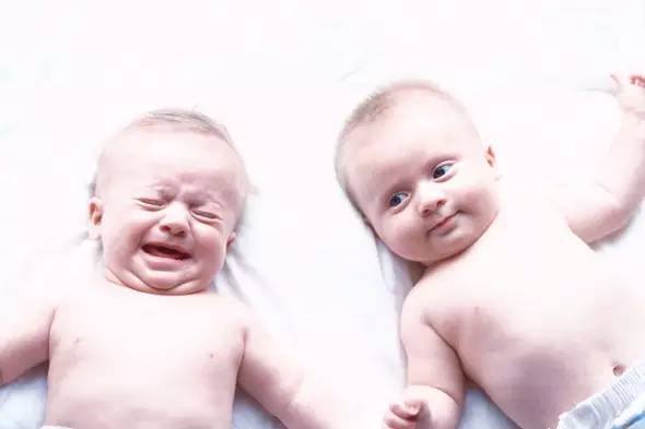 手上湿疹怎么治疗最好最快最有效,脚底湿疹怎么治疗最好最快最有效