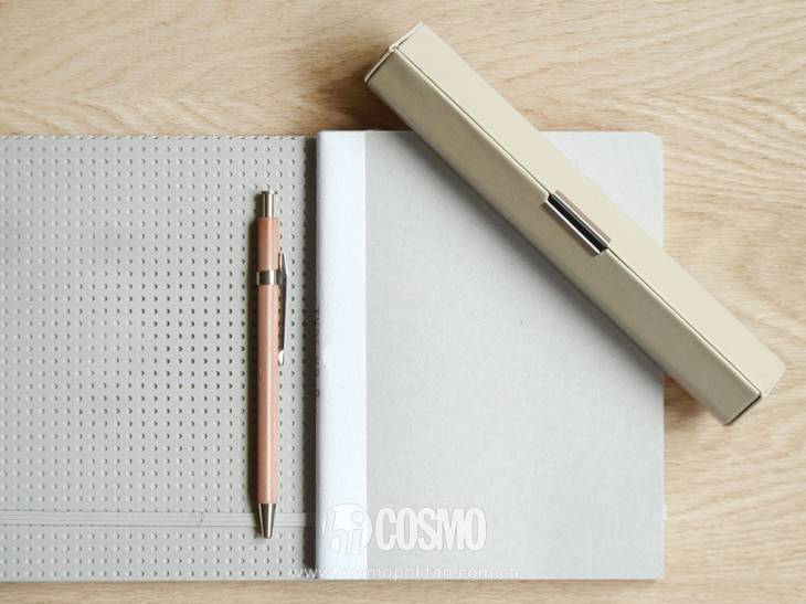 omgprada,prada回形针