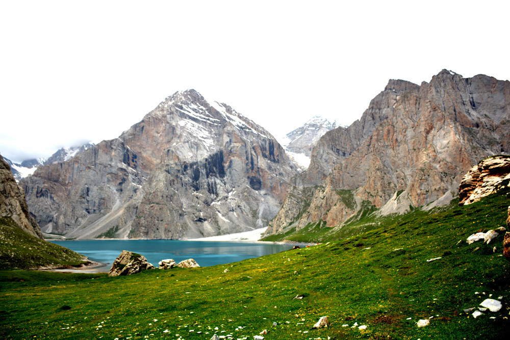 行者无疆-6月乌孙，漂洋过海为圣湖，翻山越岭因初心