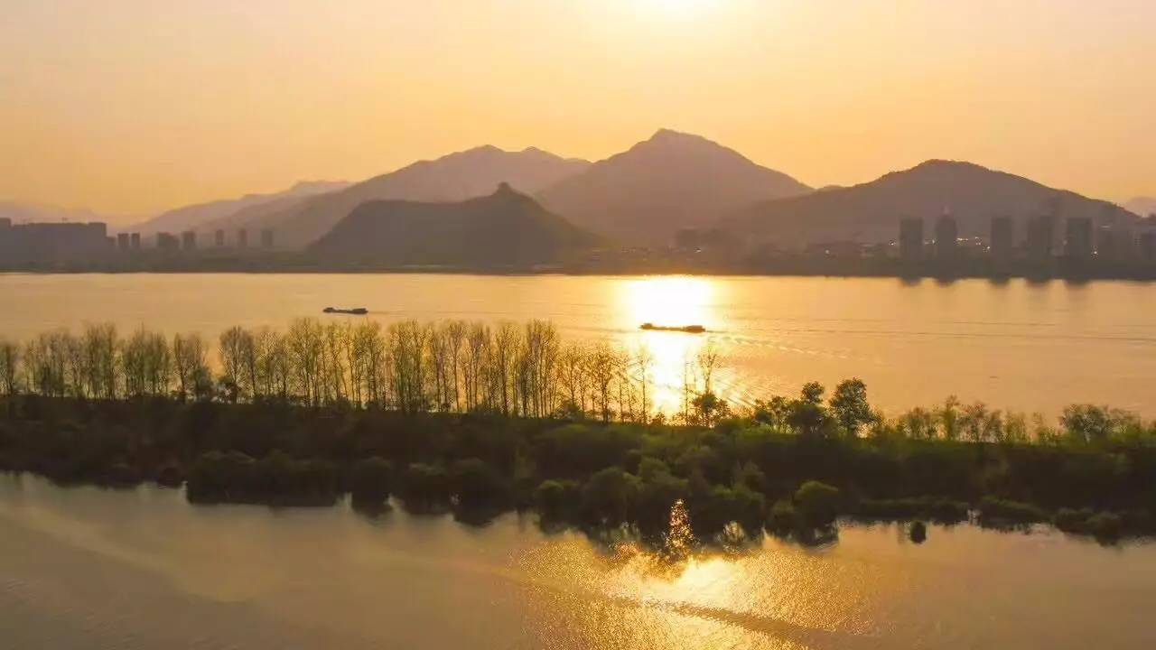 杭州富春江两岸,富阳富春江的变迁