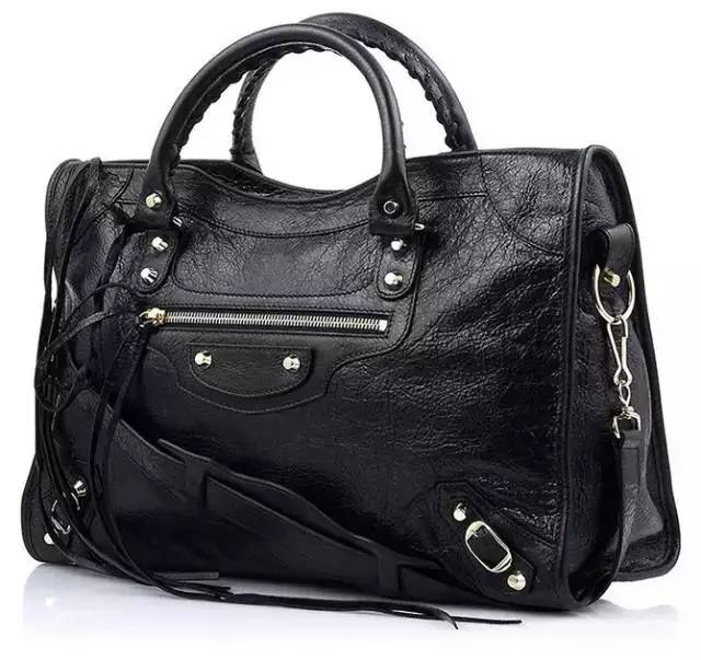 巴黎世家机车包链扣真假,新款巴黎世家机车包如何鉴别真假