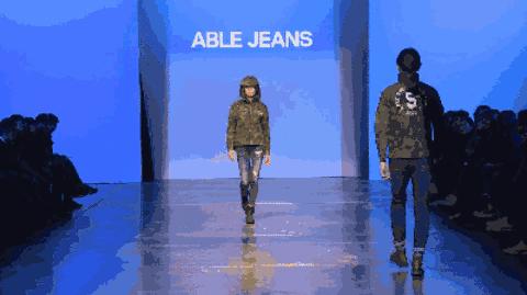 潮流咖|这件让半个娱乐圈沉迷的军装,再没一件你就过时啦!