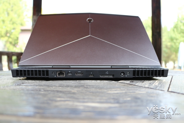 外星人游戏本alienware13,戴尔alienware13值得买吗