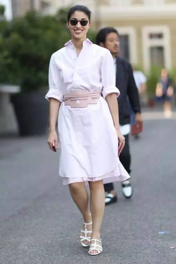 衬衣裙百搭又有高级感,衬衫裙这样穿可以很帅也可以很美
