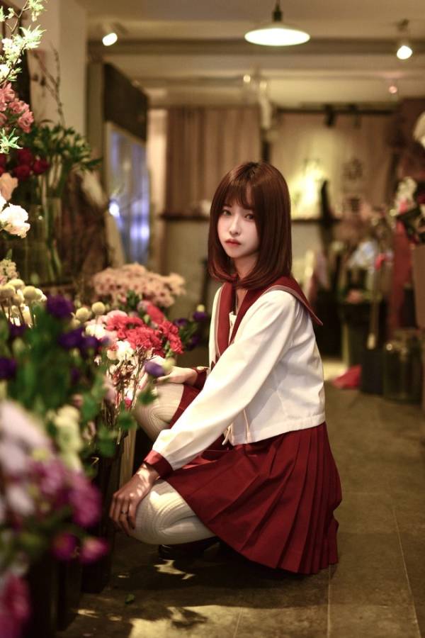 你为什么穿jk制服,我们为什么穿校服