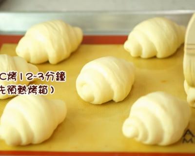 面包卷这样做非常好吃香酥软糯,如何做出松软不开裂的面包卷