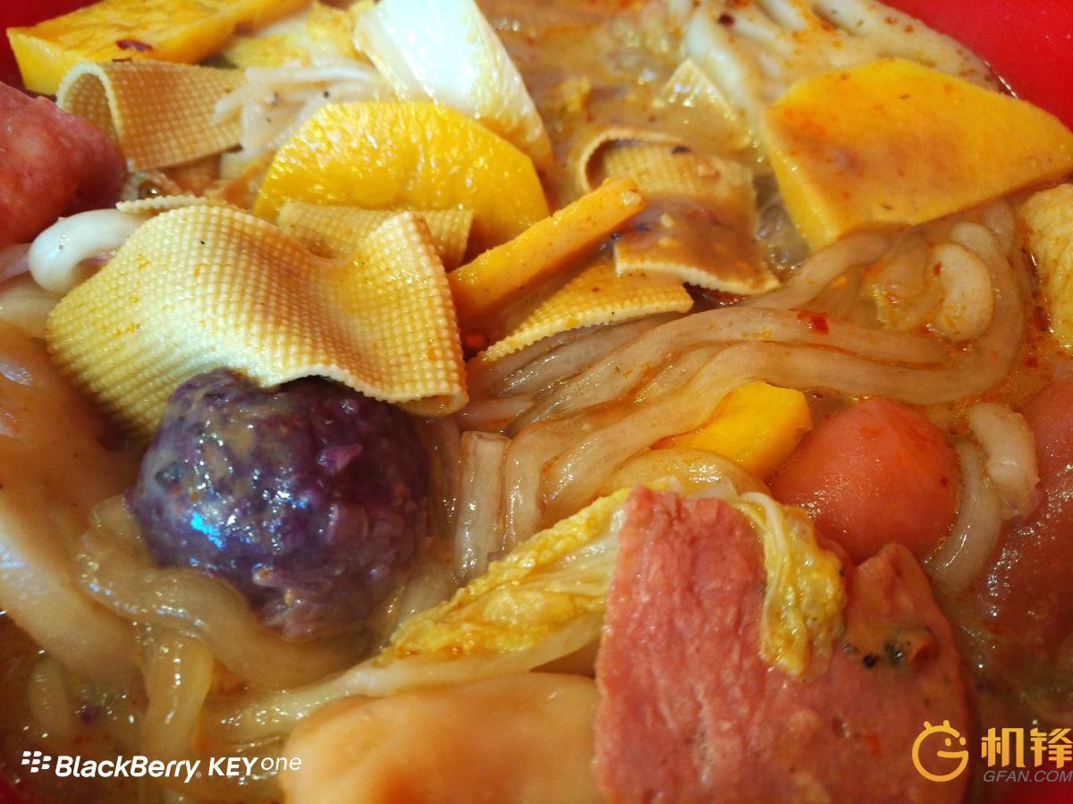 黑莓KEYone评测：3999元情怀是否值得充值？