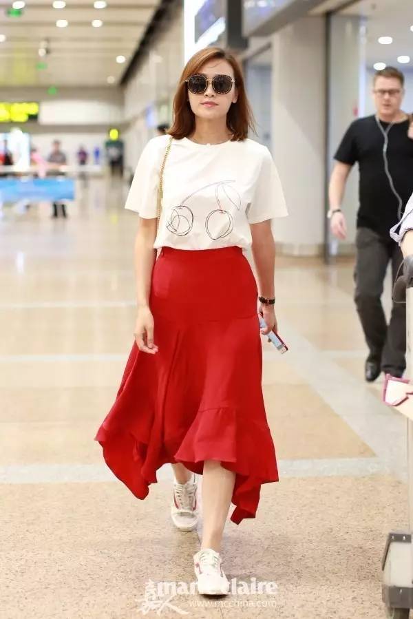 大幂幂的几款高级感穿搭分享,大幂幂的漂亮穿搭