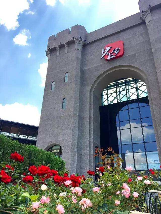 昆明砂之船奥莱攻略,昆明砂之船奥莱最近活动