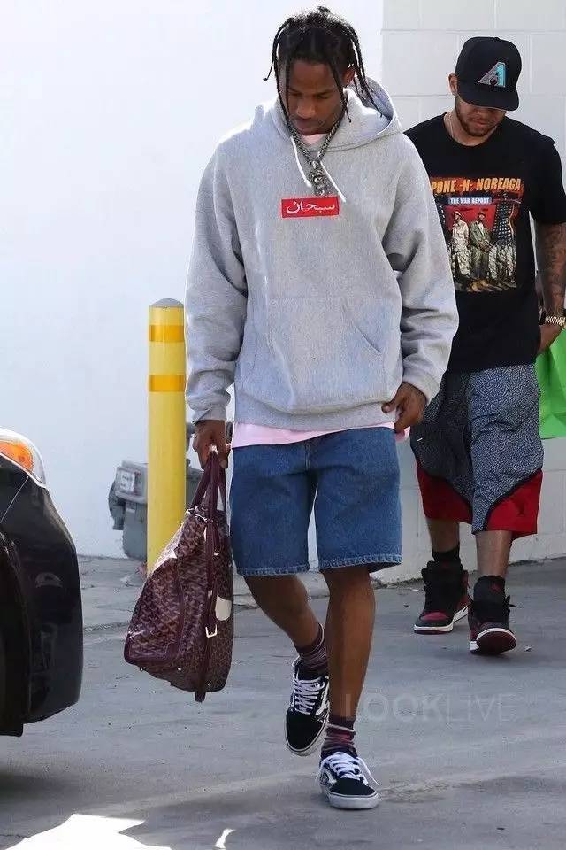 牛仔短裤怎么穿好看,牛仔短裤怎么穿比较好看