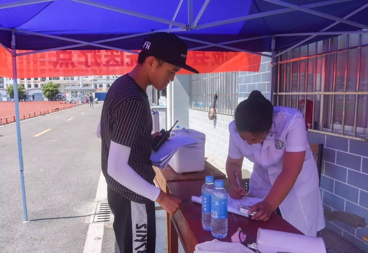 致敬为我们守护的医护人员,致敬为人民服务的白衣天使