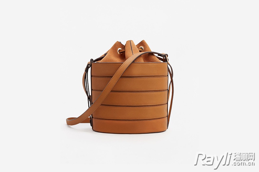 又想骗我谈恋爱全文免费,又想骗我谈恋爱什么梗