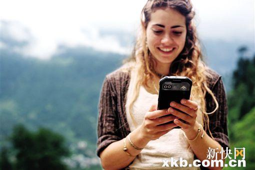 众所周知三防手机可以防水防摔,三防手机真的能防水吗