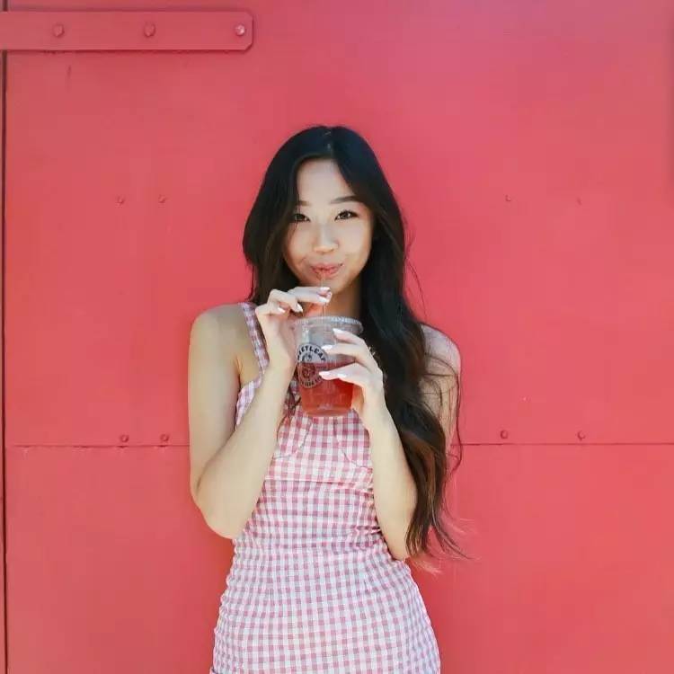 「我26岁,身高158cm|最爱的品牌是ZaraKids」