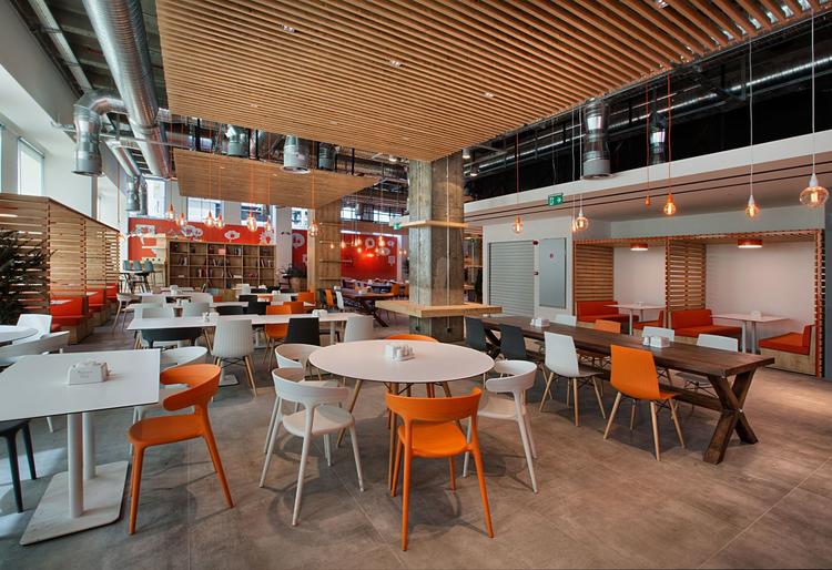 开放式办公室模式,开放式与封闭式办公室