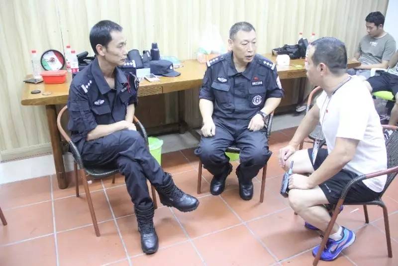 “带队执行任务，除严格执行上级命令外，重要的是要爱兵”——记厦门金砖会晤衢州增援特警领队李浩