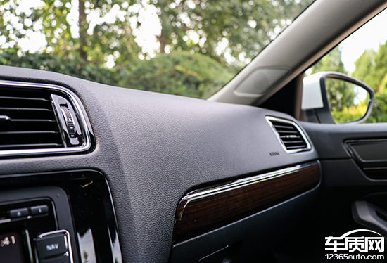 品学兼优2,沉浸式体验上汽大众速腾最新款