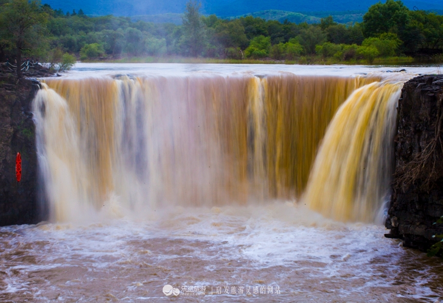 镜泊湖火山口免费景点,探秘火山