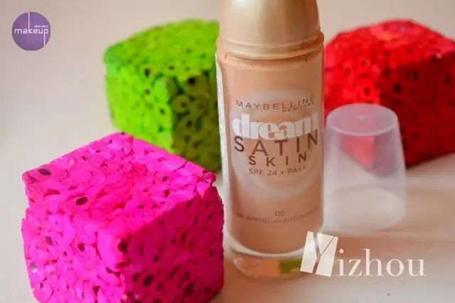 适合夜场上班的粉底液,月入十万化妆师推荐的粉底液