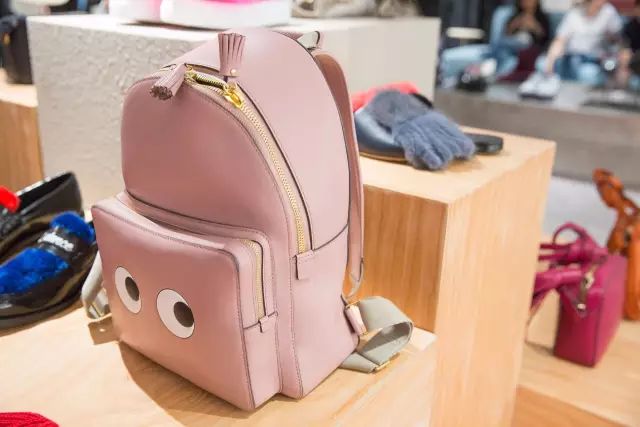 爆款已经看腻了你却还在做烂大街的伪时髦？