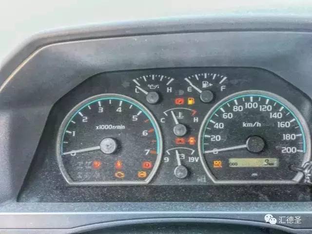 丰田lc76绞盘,lc76绞盘涉水喉