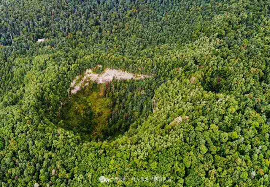 火山口探秘完整视频,镜泊湖火山口免费景点
