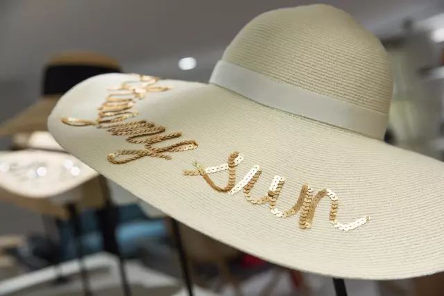 爆款已经看腻了你却还在做烂大街的伪时髦？