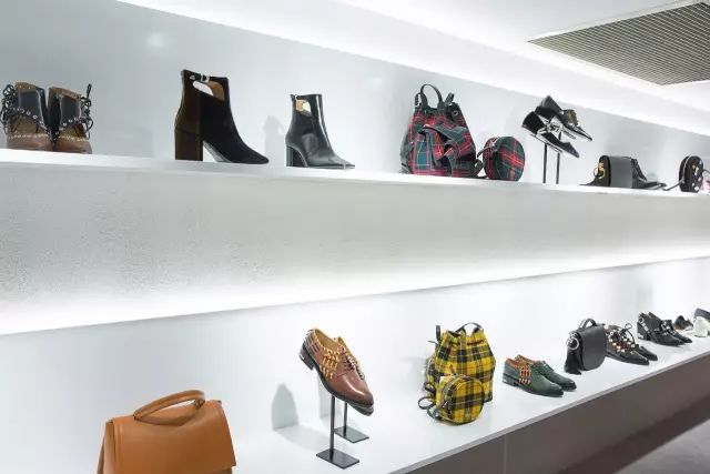 爆款已经看腻了你却还在做烂大街的伪时髦？