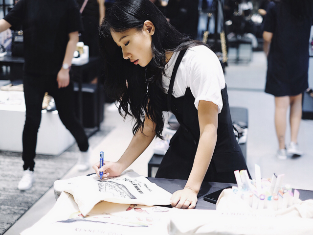 诚意满满｜OliviaPalermo、MirandaKerr都在穿的小白鞋终于入驻中国啦，这次居然还带来了新朋友！