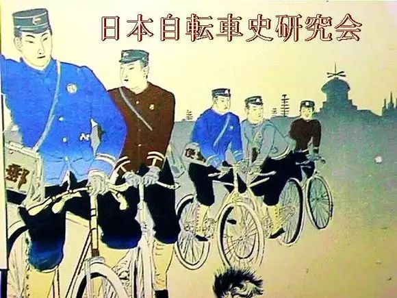 两轮摩托车比四轮的酷,两轮比四轮更浪漫