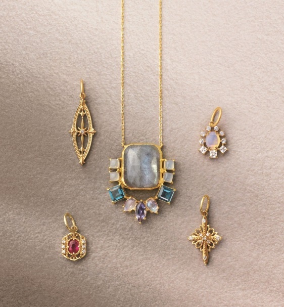 武汉女生怎么穿衣服,武汉现在女生都穿什么衣裳