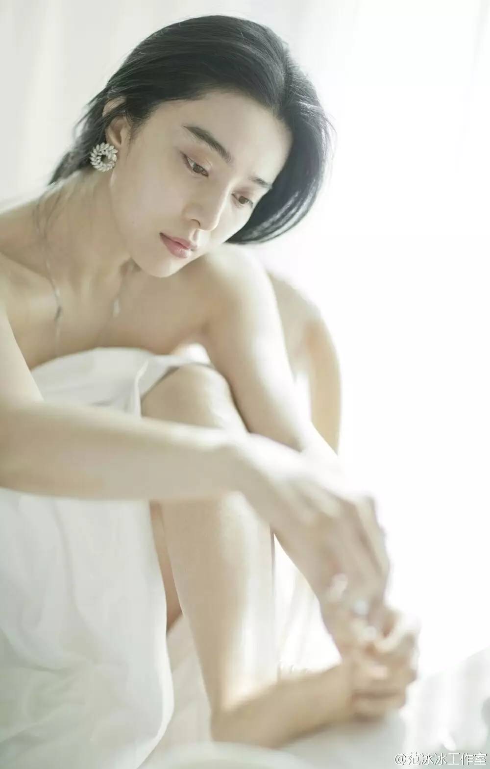 教你妆|是谁给女明星们素颜的勇气来面对流言蜚语？那对能耐的睫毛呗！