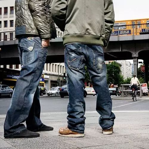 薛之谦李雨桐半年赚一千万的网店，现在看来有点辣眼