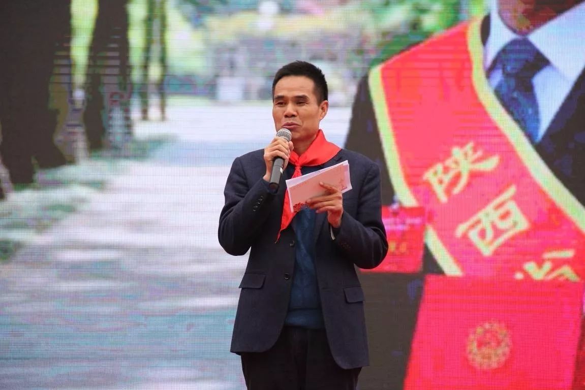 少先队喜迎十九大主题活动,喜迎少先队建队74周年