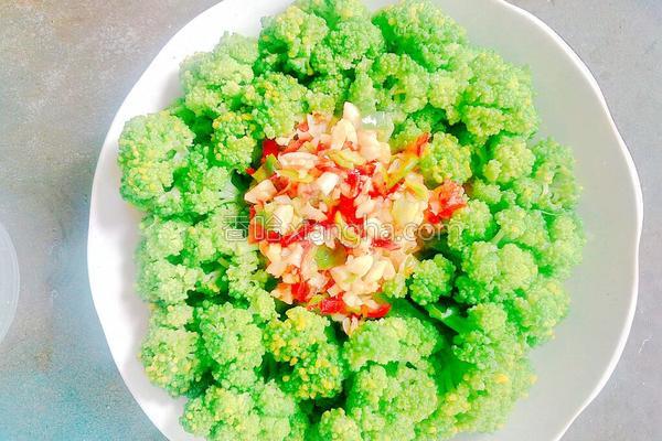 凉拌西兰花焯水几分钟,凉拌西兰花苔