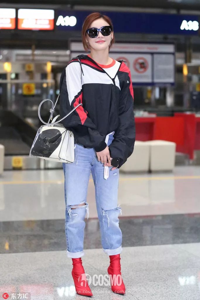 时髦办｜“透明塑料”成新流行！再也不怕下雨天咯