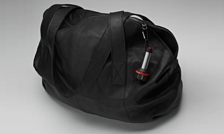 让女生走夜路不害怕的小手电,女生走夜路神器