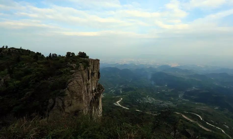 贵阳爬山看风景,贵阳有座望日坡登高赏秋好去处
