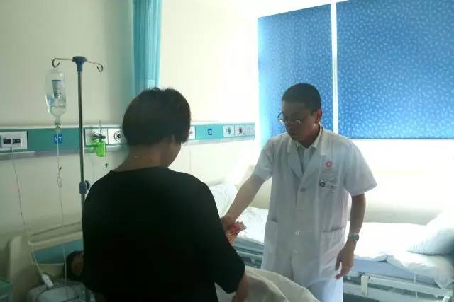 苏州东吴中西医结合医院拒收红包，不让白大褂有污点