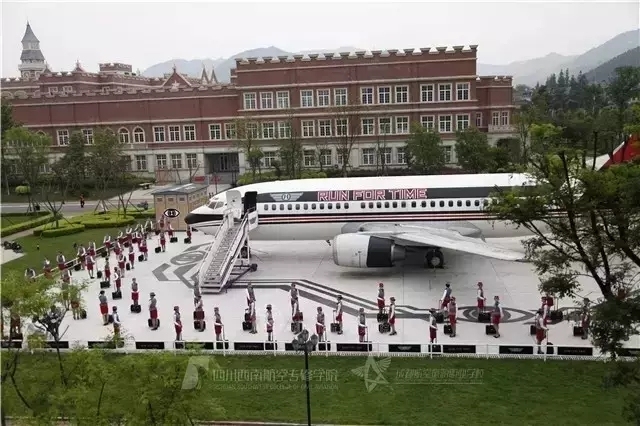 颜值过高，四川西南航空职业学院一不小心成了影视基地