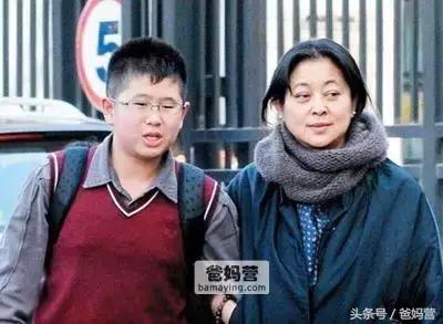 黄多多和李嫣谁有楷模,李嫣黄多多年收入