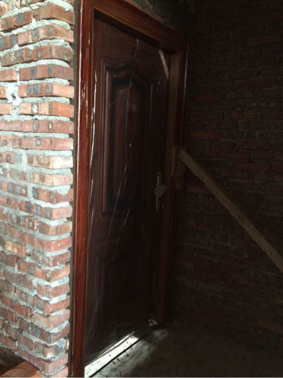 城市女孩看不上农村男友,城市女人看不上农村女人