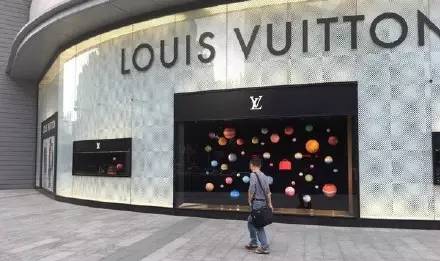 可以在lv官网直接买么,网上哪个平台可以买lv女包