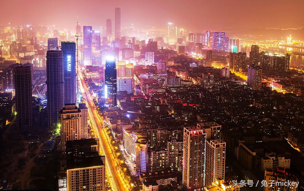 最值得去的美食城市,最新发布美食攻略100个必去的地方