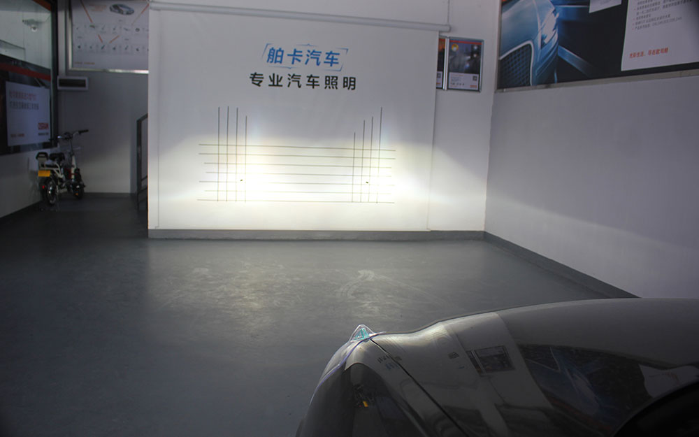 轩逸经典大灯怎么不太亮,轩逸经典大灯灯泡型号