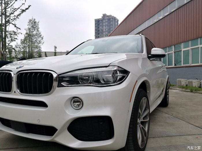 礼物居然迟到了2年,成都小伙提宝马X5