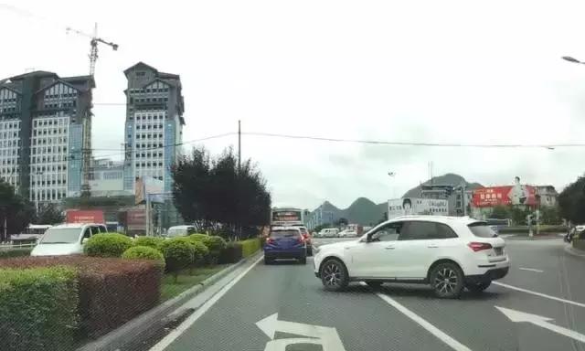 桂C17297等车主！你们交通违法被举报并处罚了，请自律！