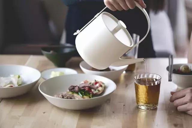 这只高颜值电水壶，美到连英国亲王都想要？｜百匠大集